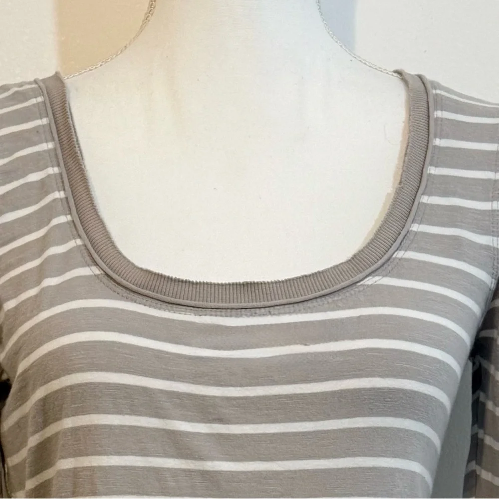 Free People Gray Stripe Crochet Lace Sleeve Long Sleeve — Top Medium - Picture 4 of 8